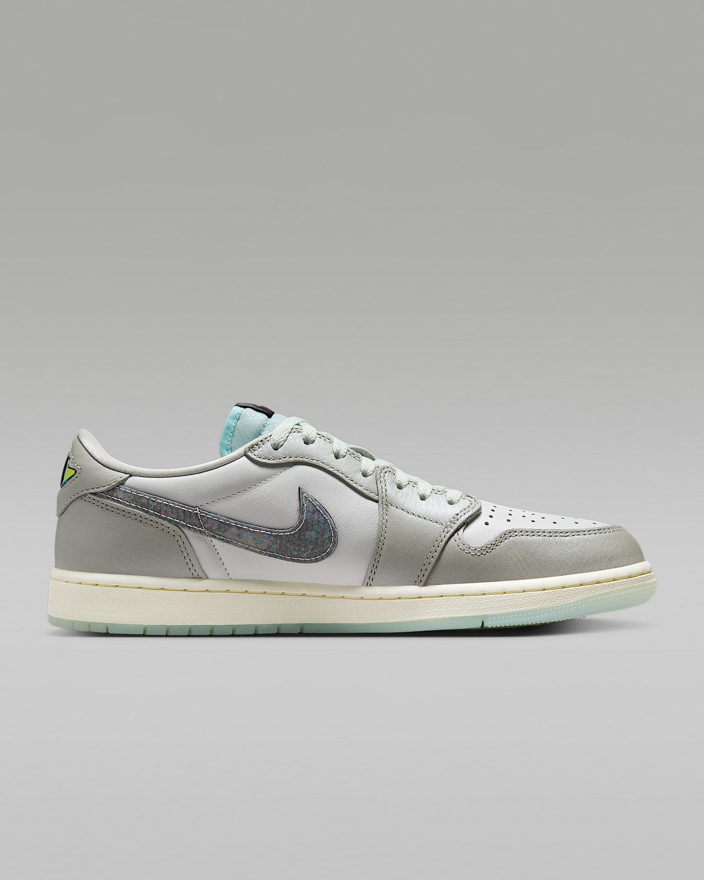 Air Jordan 1 Retro Low 'lny'