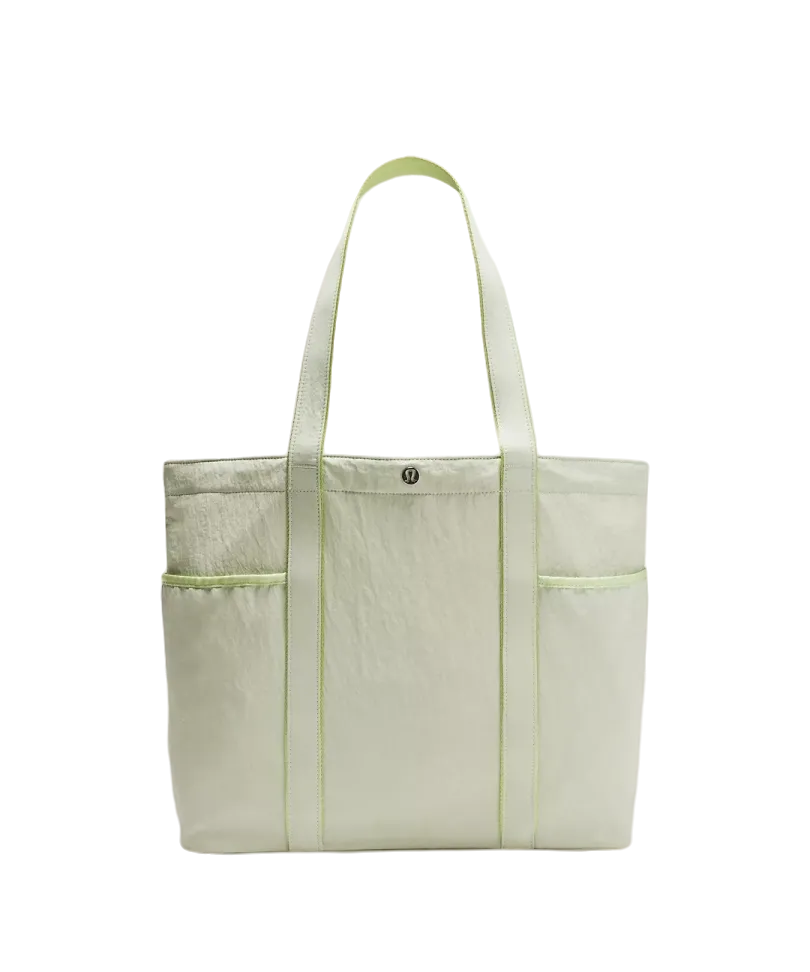 Lululemon Daily Multi Pocket Tote Bag 20l Honeydew/sour Grape