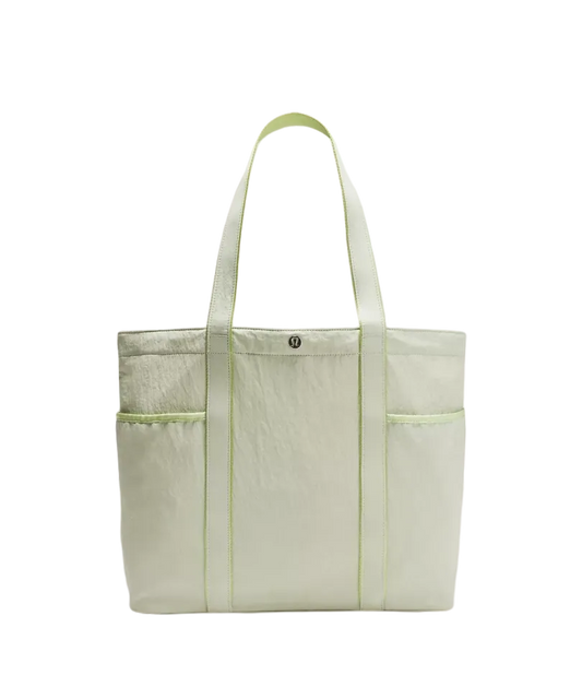 Lululemon Daily Multi Pocket Tote Bag 20l Honeydew/sour Grape