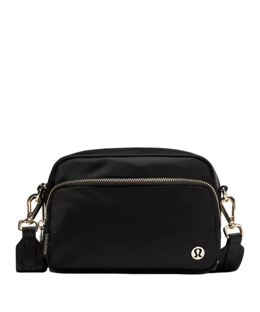 Lululemon Everywhere Crossbody Bag 2l Metal Hardwar Black